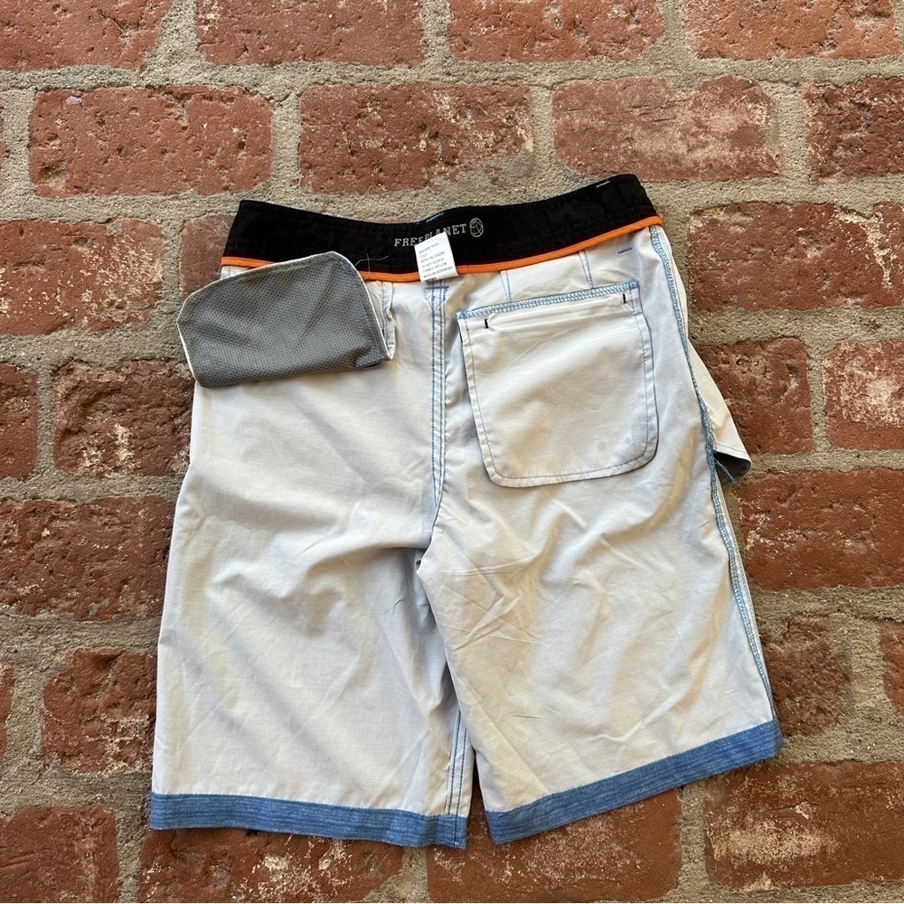 Free Planet Chino Shorts kids size 14 Mid Rise Zip Fly Flat Front 5 Pockets - Picture 15 of 16